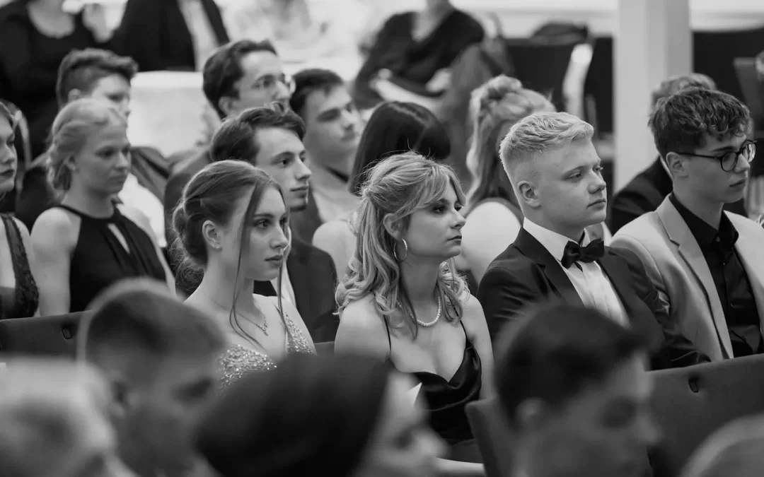 How to Build a Strong Profile in High School?